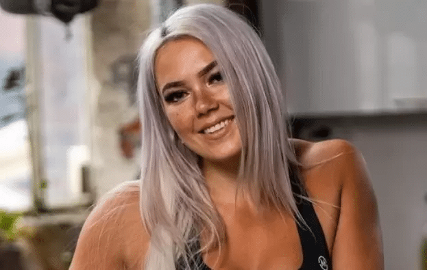 Mira Ahola